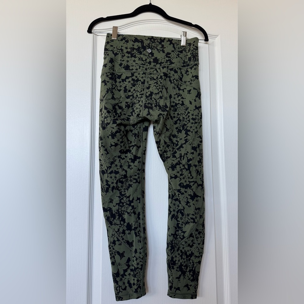 Lululemon Athletica Green Floral Leggings